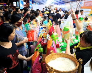 Cùng bà con dân tộc Khmer miền Tây đón Tết cổ truyền