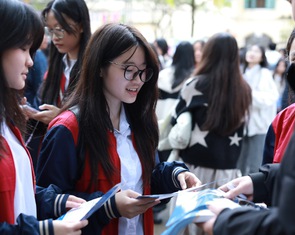 Chỉ tiêu tuyển sinh lớp 10 tại Hà Nội năm 2025: 79.740 suất vào 122 trường công lập