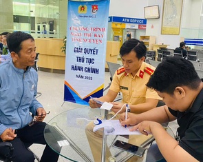4 trường hợp chưa có giấy phép lái xe PET mà không bị cảnh sát giao thông xử phạt