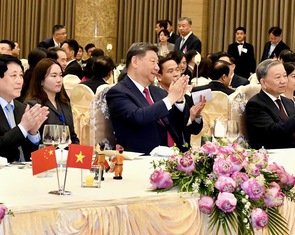 Chiêu đãi trọng thể chào mừng Tổng Bí thư, Chủ tịch nước Trung Quốc Tập Cận Bình