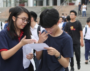 Thầy cô trường chuyên 'gỡ rối' về thi lớp 10 chuyên Hà Nội năm 2025