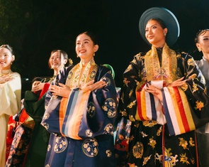 Gen Z, hòa bình và lòng yêu nước