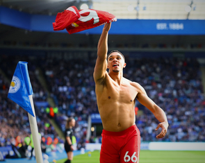 Liverpool chỉ còn cách chức vô địch 1 trận đấu
