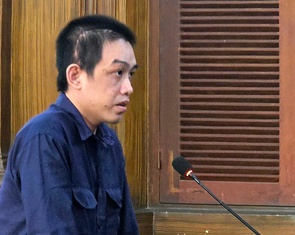Tham ô lệ phí đăng ký xe, cựu cảnh sát giao thông huyện Hóc Môn lãnh 15 năm tù