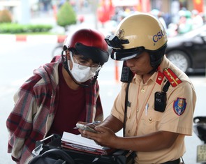 Không còn công an cấp huyện, người dân đóng phạt nguội ra sao?