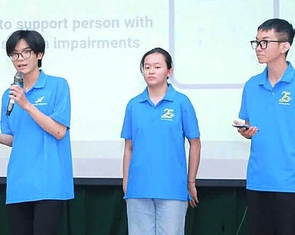Sinh viên làm ứng dụng kết nối người khiếm thính