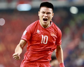 Tuyển Việt Nam tăng 5 bậc, Thái Lan sắp văng khỏi top 100 FIFA