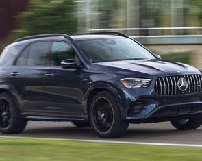 Mercedes-Benz 'hiện thực hóa giấc mơ của người dùng', tăng sản xuất động cơ V8