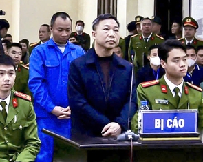 Cựu đại biểu Quốc hội Lưu Bình Nhưỡng và Lê Thanh Vân hầu tòa vào ngày mai