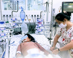 Cảnh giác bệnh sốt xuất huyết vào mùa, có trẻ bị tổn thương gan
