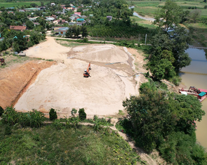 Giá cát xây dựng tăng đột biến, nhà thầu lao đao
