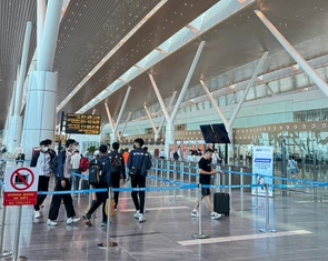 Ngày đầu Vietnam Airlines khai thác toàn bộ ở nhà ga T3 Tân Sơn Nhất: suôn sẻ, ổn định