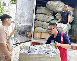 Mua hàng ngoại online: Người Việt mạnh tay chi tiền