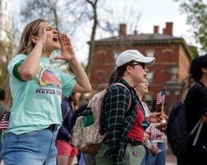 Phép thử bước ngoặt cho Harvard