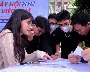 Tin tức sáng 25-5: Số người thất nghiệp ở Hà Nội tăng cao, nhất là nhóm 25-34 tuổi