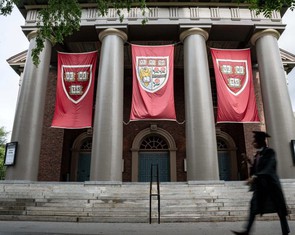 Nhật Bản kêu gọi tiếp nhận sinh viên Harvard từ Mỹ