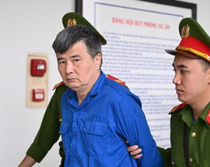Cựu vụ phó Bộ Công Thương hầu tòa vì vòi 14 tỉ từ doanh nghiệp xăng dầu để mua biệt thự