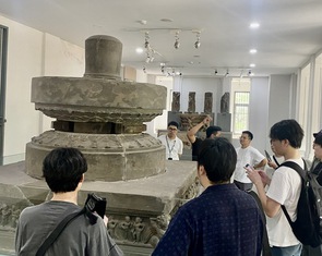 Bảo vật quốc gia miền Trung nơi mấy lớp khóa, nơi dễ tiếp cận