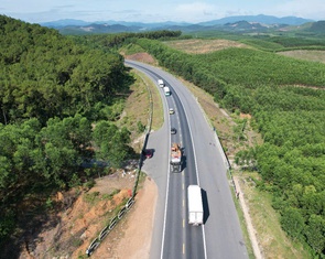 Khởi công dự án mở rộng cao tốc La Sơn - Hòa Liên từ 2 lên 4 làn xe