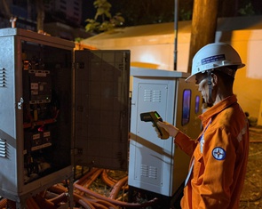 Ngành điện TP.HCM gắn 100% đồng hồ điện đo xa