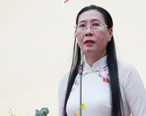 Bí thư, chủ tịch tỉnh đứng lớp tập huấn cho bí thư, chủ tịch xã
