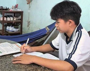 Chắp cánh ước mơ: Cậu học trò nghèo khó nuôi ước mơ làm bác sĩ