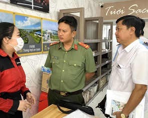 Cục Chăn nuôi và Thú y chỉ đạo kiểm tra lại toàn bộ hoạt động của C.P. Việt Nam ở Sóc Trăng