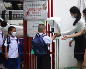 Thái Lan: Một số trường tư học trực tuyến để hạn chế lây lan COVID-19