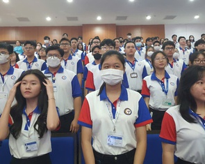 Trường đại học Y Dược Cần Thơ tăng học phí có đúng quy định?