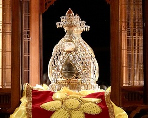 Xá lợi Đức Phật về đến núi Bà Đen, người dân bắt đầu chiêm bái từ 18h chiều 8-5