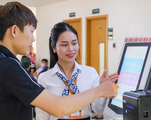 Người dân có thể tham gia BHXH, BHYT qua cổng dịch vụ công và ứng dụng ngân hàng