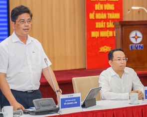 Người dân phải trả thêm bao nhiêu khi giá điện tăng thêm 4,8%?