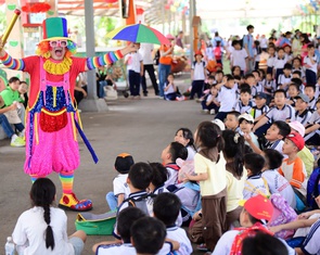 Cùng con trải qua mùa hè thật đẹp