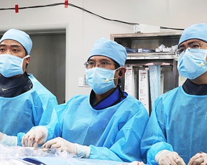 Các ca thông tim bào thai là những đốm sáng