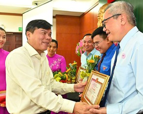 TP.HCM tuyên dương 102 tập thể, cá nhân học tập và làm theo Bác Hồ