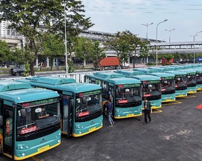 Chấm điểm tài xế, tiếp viên xe buýt ở TP.HCM để nâng cao chất lượng phục vụ