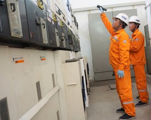 Tổng công ty Điện lực TP.HCM cấp điện ổn định 142 điểm thi lớp 10
