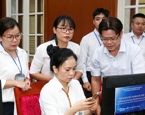 Sáng nay 12-6, 102 phường, xã mới của TP.HCM chính thức 'chạy thử'