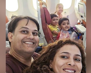 Bức ảnh hạnh phúc cuối cùng của gia đình bác sĩ Ấn Độ trên máy bay Air India