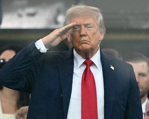 Tin tức thế giới 15-6: Iran đáp trả Israel bằng tên lửa siêu thanh; Ông Trump mừng sinh nhật
