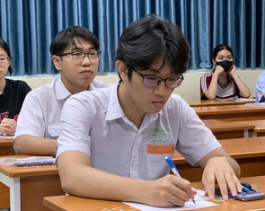 Gần 40 trường đại học công bố điểm sàn đánh giá năng lực, tư duy