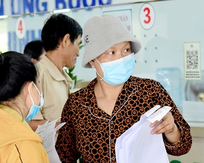 Chấm dứt phải thêm tiền mới có điều hòa, bạn đọc chỉ ra 'cả phòng có cái quạt đuổi muỗi không bay'