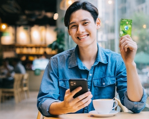 Đo lường CO2 trên mỗi giao dịch với thẻ Visa O2 của Sacombank