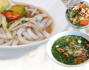 Sài Gòn bánh canh Marie Sen