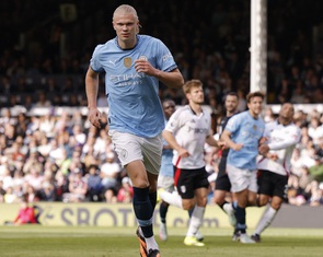 Ban tổ chức Giải Ngoại hạng Anh xử phạt Man City