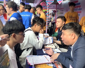 Trường đại học Khoa học tự nhiên TP.HCM ‘quay xe’ không thu, hoàn trả phí tuyển sinh