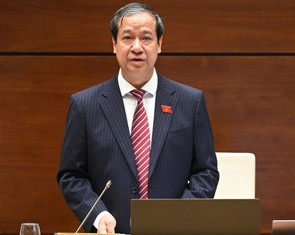 Chất vấn Bộ trưởng Nguyễn Kim Sơn: Đại biểu mong sớm chấm dứt ‘kỳ thi kinh hoàng’ vào lớp 10