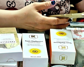 Mỹ phẩm giá rẻ 'tận đáy', công dụng 'thần kỳ', coi chừng bôi hàng giả lên người