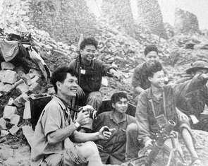 Nhà báo chiến trường - ngòi bút giữa đạn bom - Kỳ 5: 'Nếu tôi hy sinh xin gửi cuốn phim về tòa soạn'
