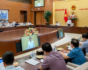 Tin tức sáng 24-6: Hôm nay, Quốc hội họp riêng nghe trình công tác nhân sự